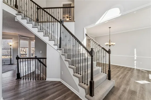 $619,900 | 21600 West 98th Terrace, Lenexa, KS 66220