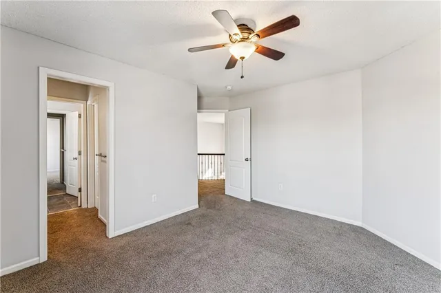 $639,900 | 21600 West 98th Terrace, Lenexa, KS 66220