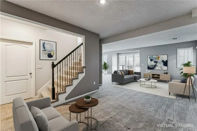 $619,900 | 21600 West 98th Terrace, Lenexa, KS 66220