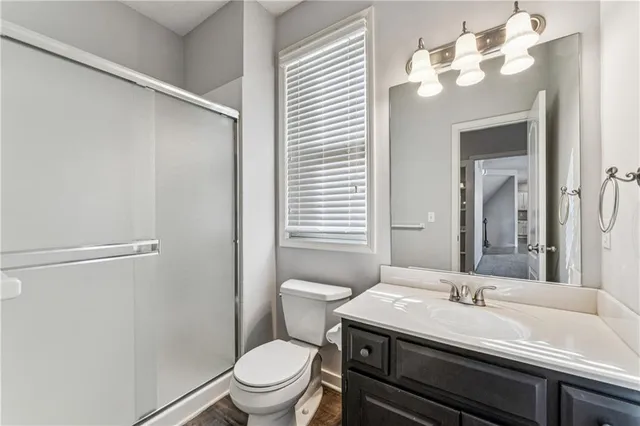 $639,900 | 21600 West 98th Terrace, Lenexa, KS 66220