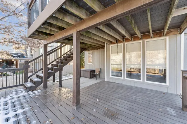 $639,900 | 21600 West 98th Terrace, Lenexa, KS 66220