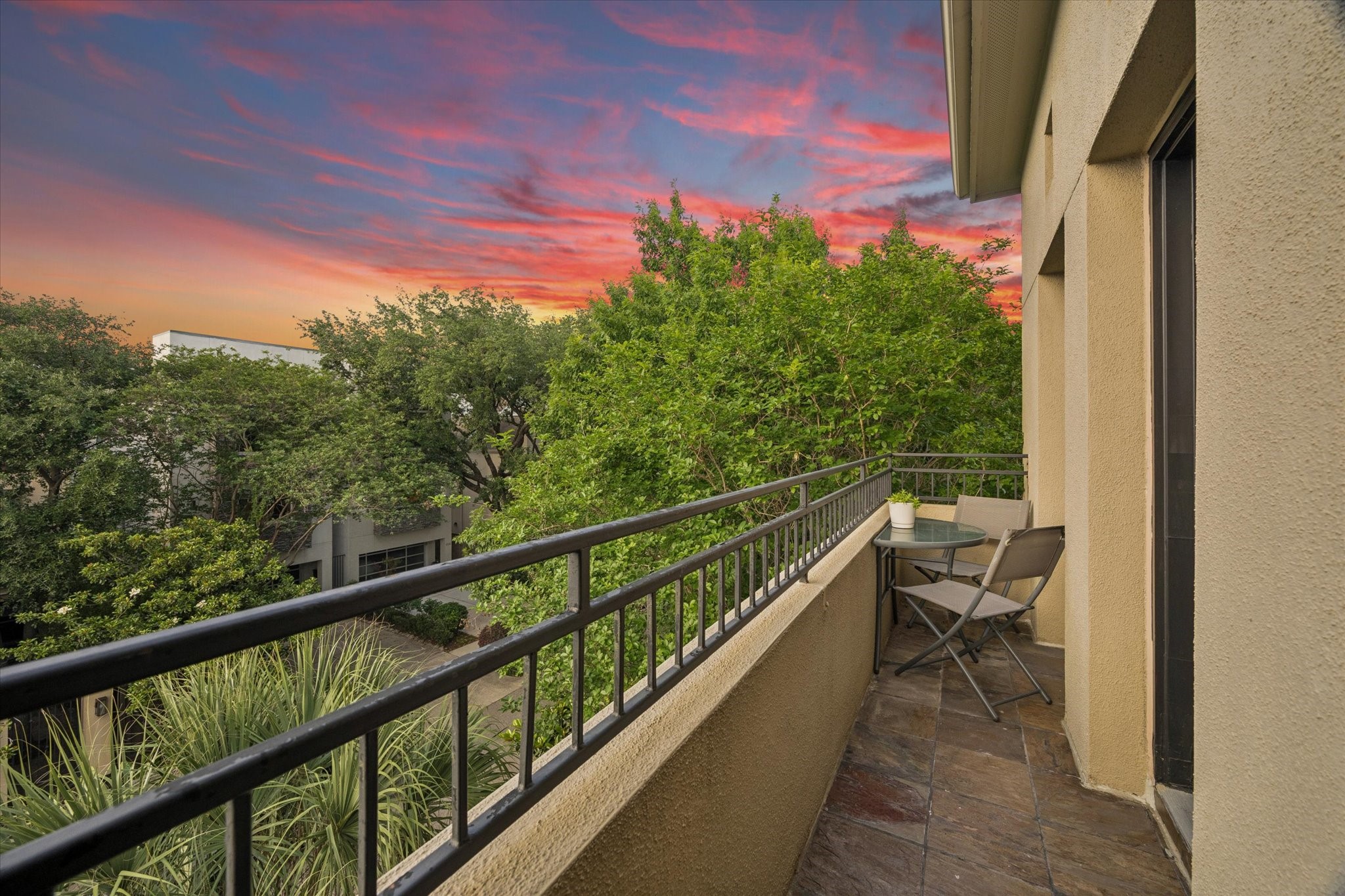 4331 O'Reilly Houston, TX 77007 - Photo 38 of 45 Great Quiet Neighborhood Right Next to Hiking & Biking Trails.