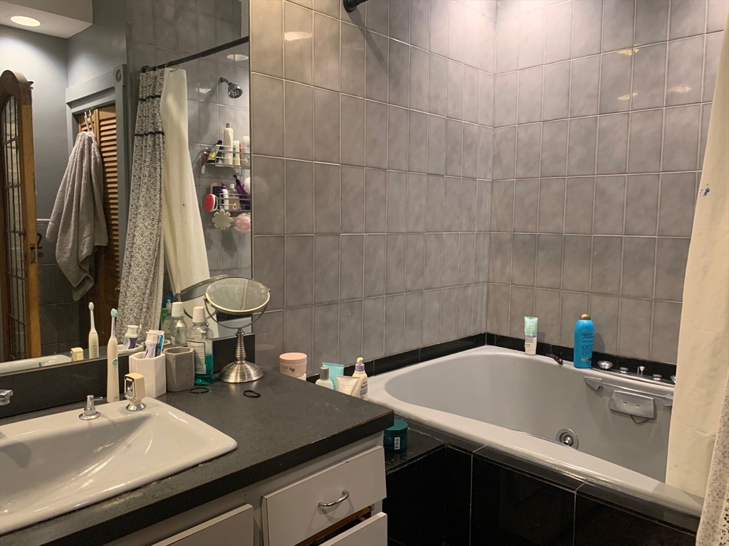 590 Columbus Avenue, Unit 3A Boston, MA 02118 - Photo 13 of 14