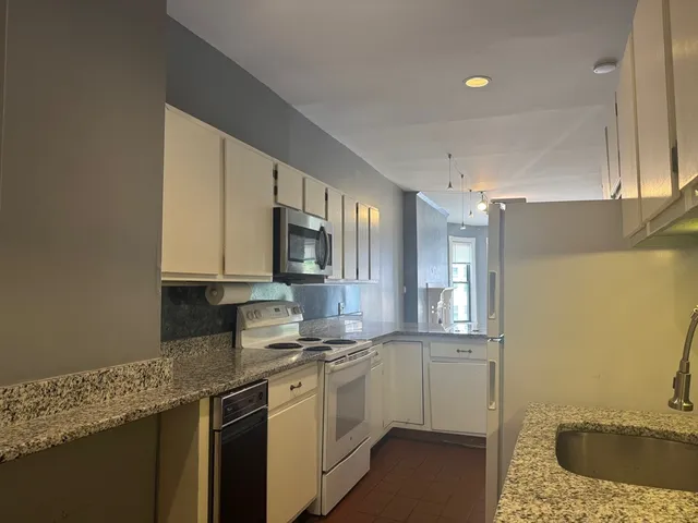 $3,400 | 590 Columbus Avenue, Unit 3A, Boston, MA 02118