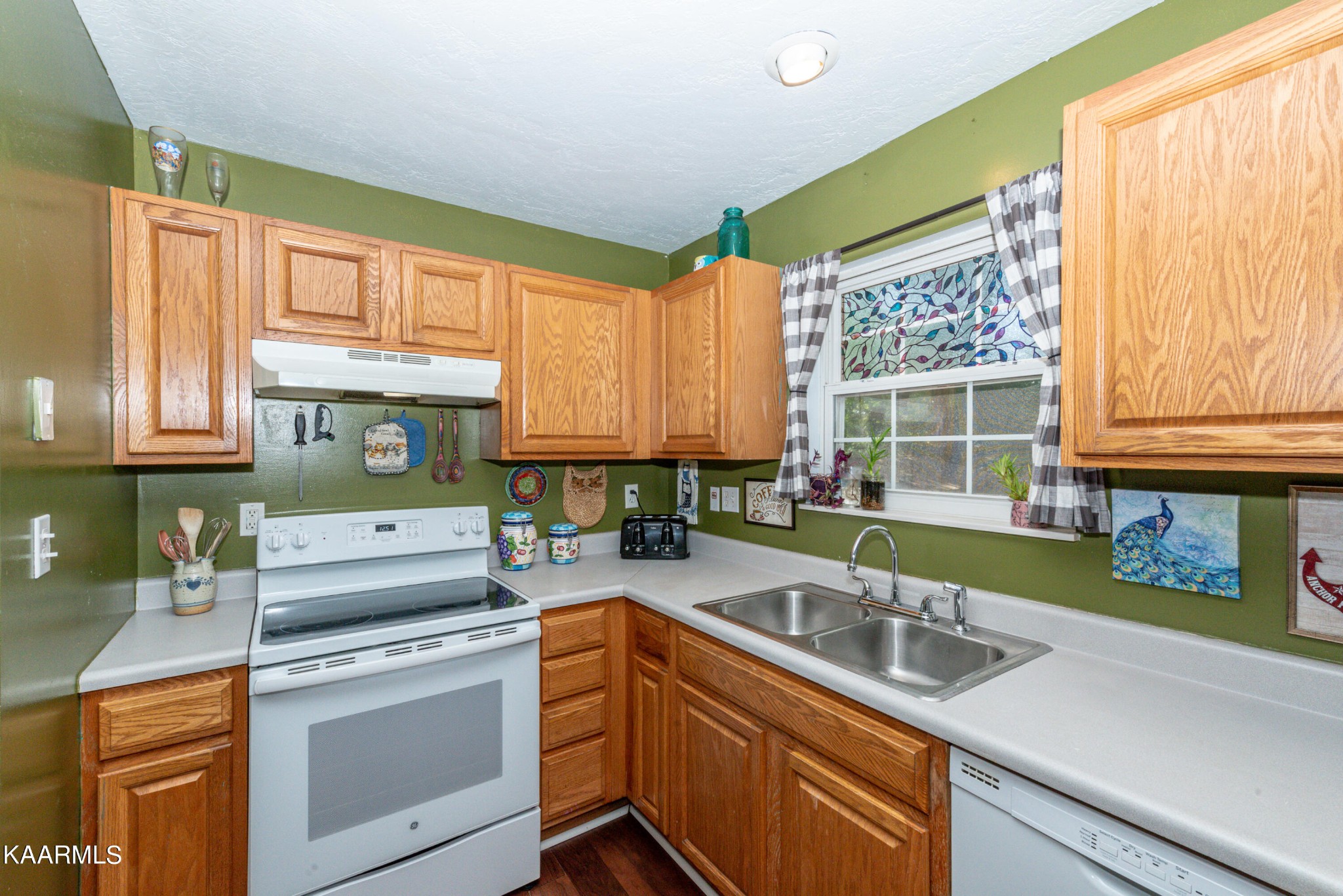 7349 Meadow Road West Greenback, TN 37742 - Photo 13 of 30 Gallery Image 13