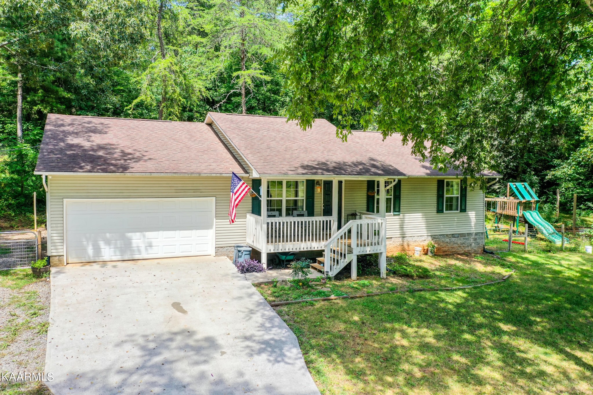 7349 Meadow Road West Greenback, TN 37742 - Photo 2 of 30 Gallery Image 2