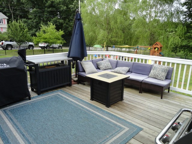 4 Ridgewood Road Cranston, RI 02921 - Photo 7 of 20 Gallery Image 7