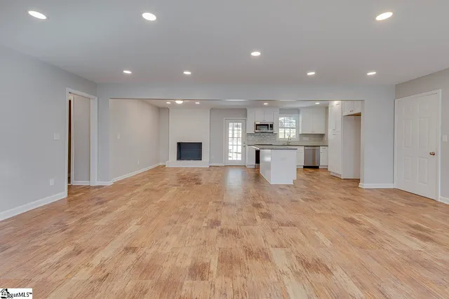 $424,900 | 120 Ponderosa Drive, Simpsonville, SC 29681