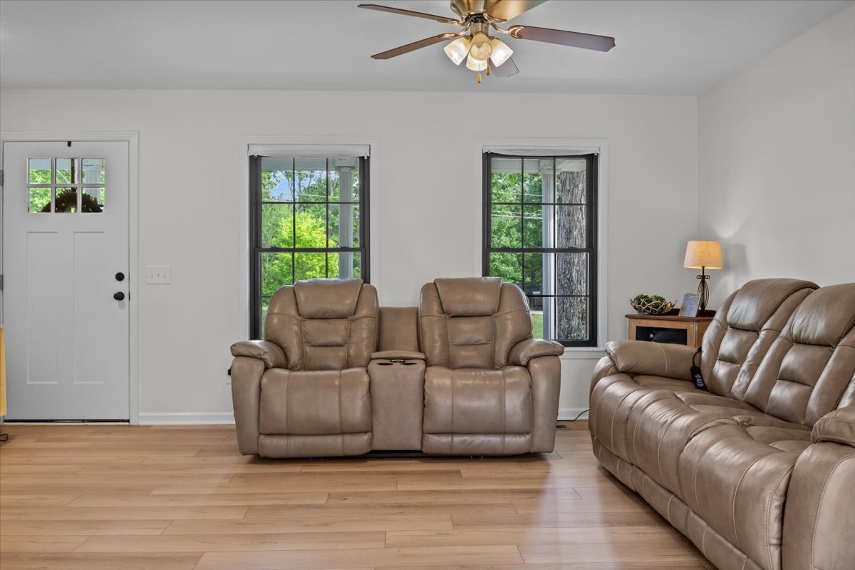 296 Landfill Road Waverly, TN 37185 - Photo 4 of 50 Gallery Image 4