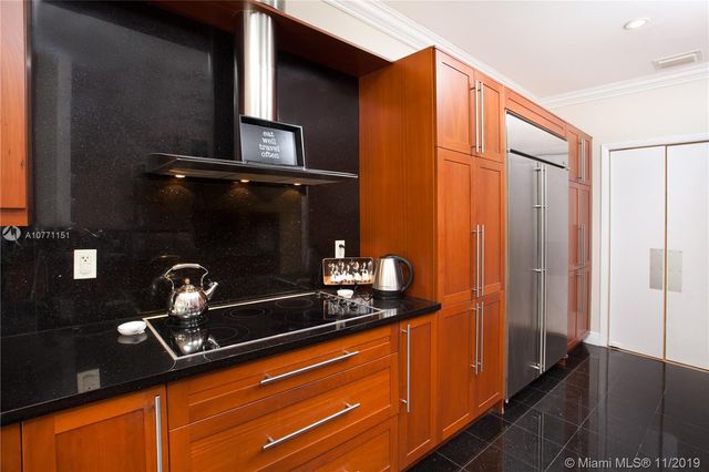 $1,400,000 | 301 Isla Dorada Boulevard, Coral Gables, FL 33143