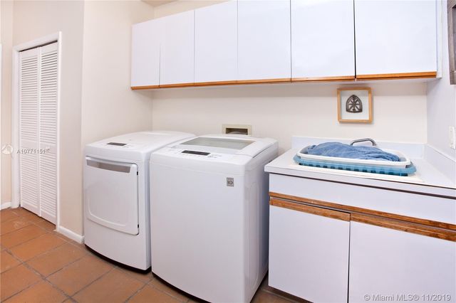 $1,400,000 | 301 Isla Dorada Boulevard, Coral Gables, FL 33143