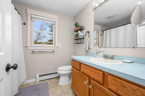 $649,999 | 172 Skunknet Road, Centerville, MA 02632