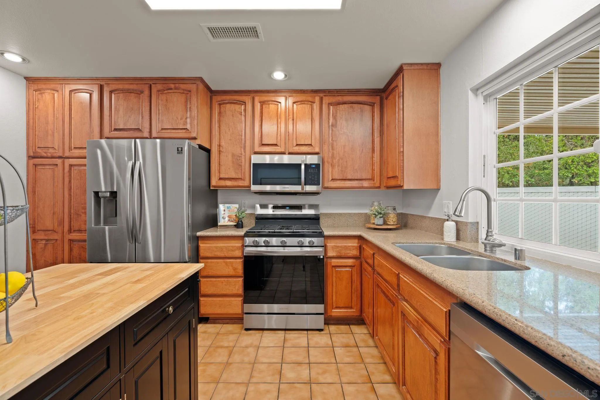 14449 Range Park Road Poway, CA 92064 - Photo 12 of 48