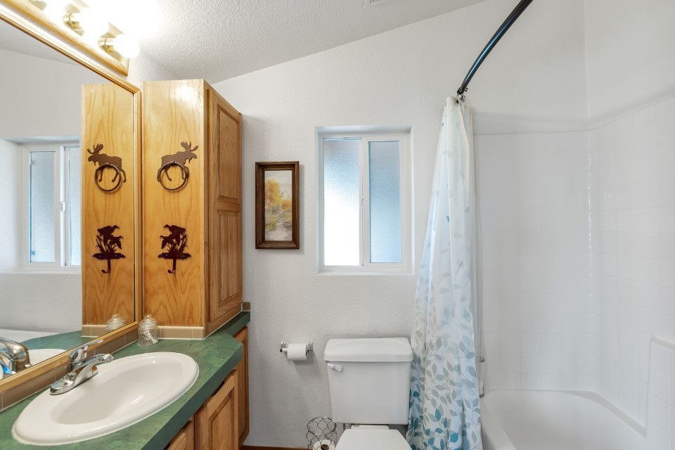 41435 North Lake Shore Road Elk, WA 99009 - Photo 12 of 20
