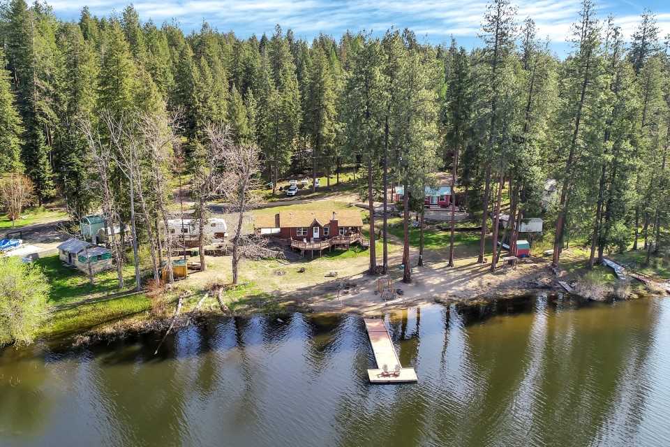 41435 North Lake Shore Road Elk, WA 99009 - Photo 18 of 20