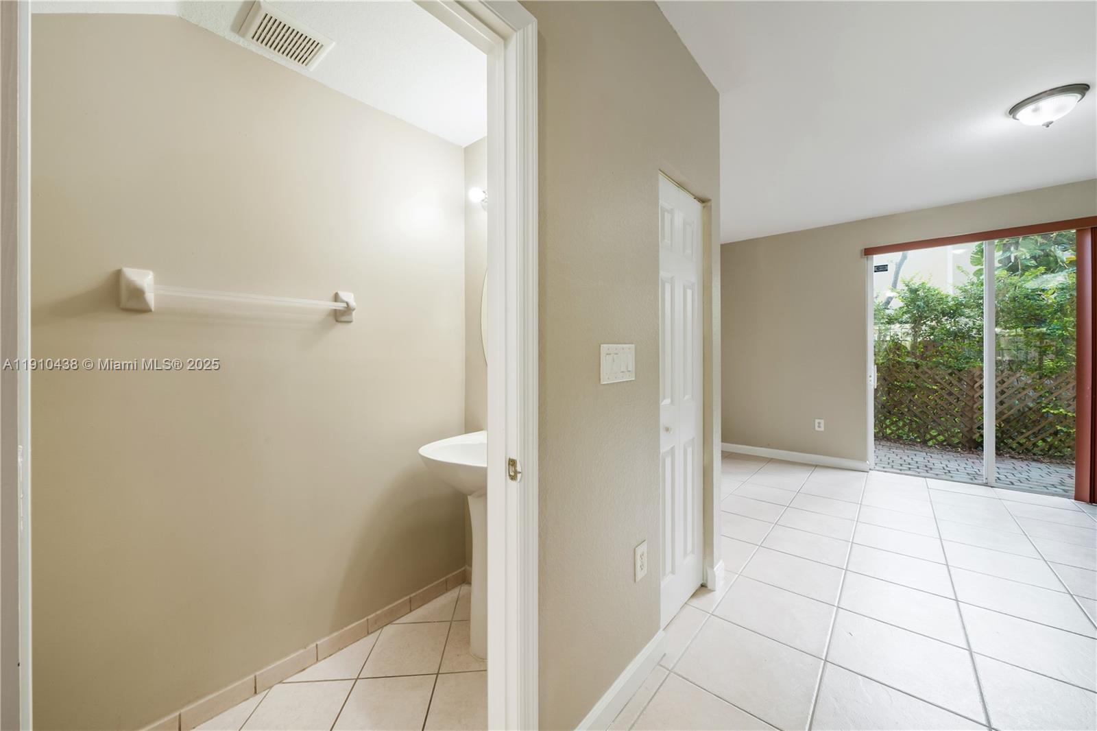 9239 Southwest 227th Street, Unit 4 Cutler Bay, FL 33190 - Photo 14 of 29