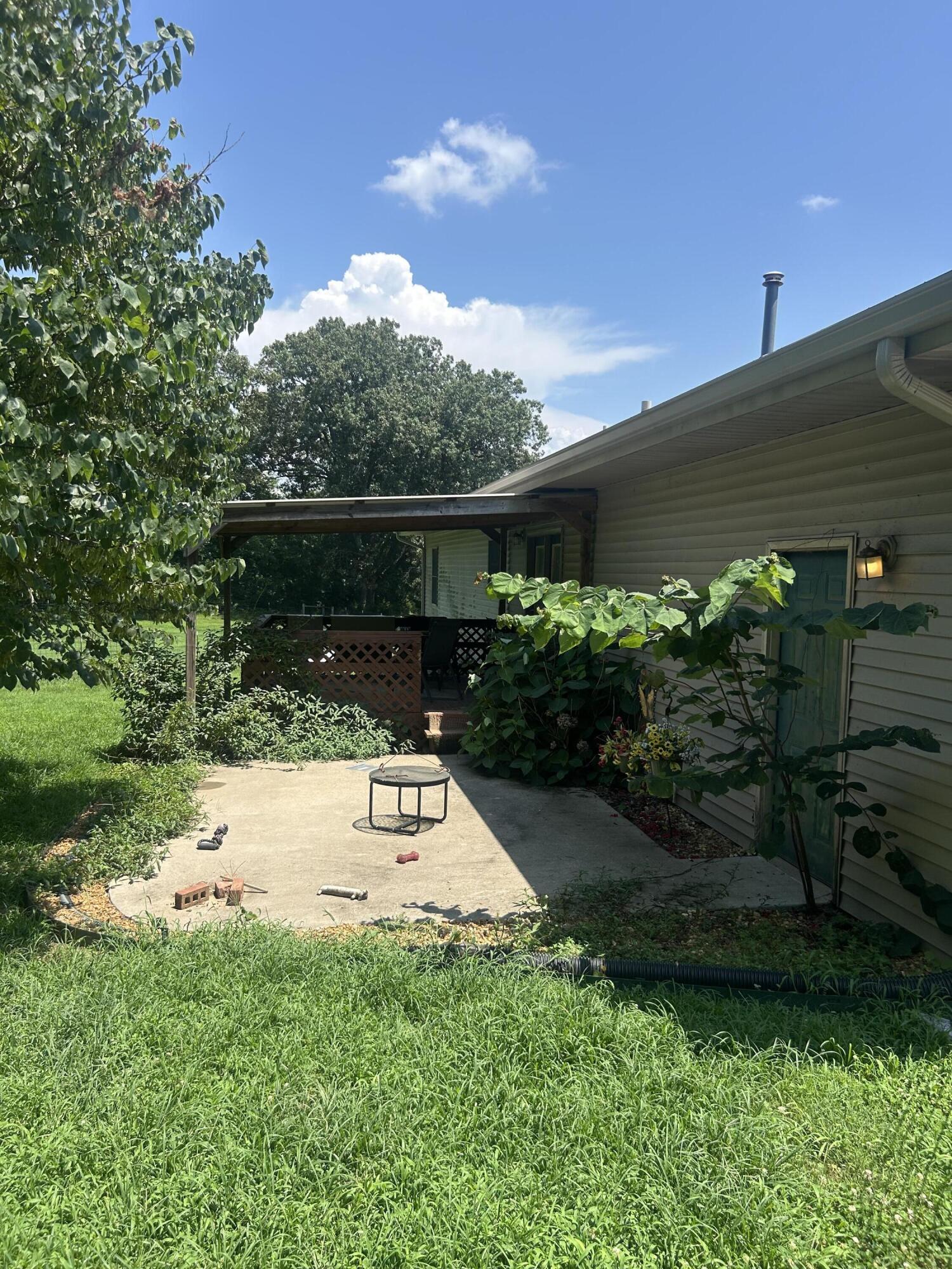 1024 Will Jackson Road Cadiz, KY 42211 - Photo 25 of 38 patio