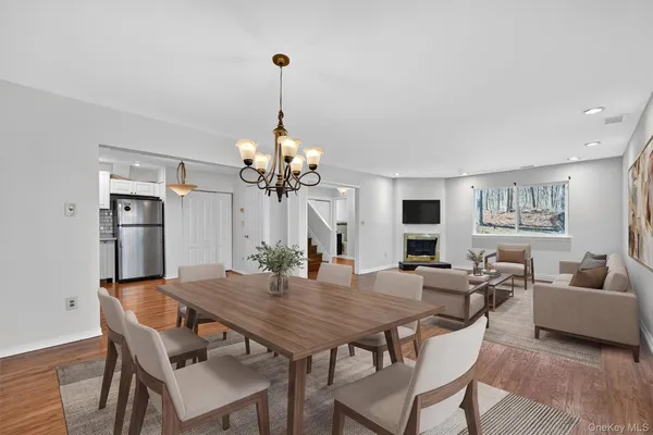 $384,900 | 4 Aspen Court, Highland Mills, NY 10930