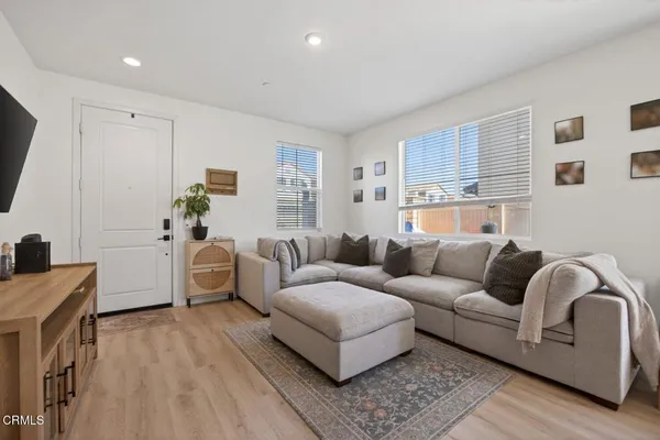 $685,000 | 1936 Tangelo Way, Santa Paula, CA 93060