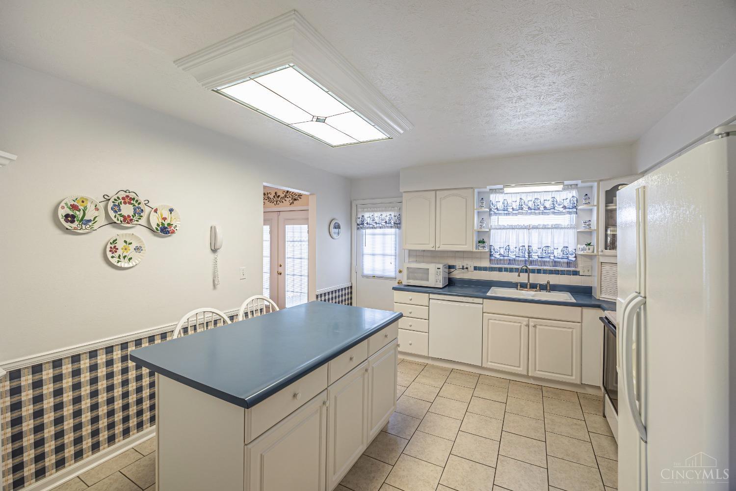 453 Wasserman Road Hamilton, OH 45013 - Photo 7 of 19 Gallery Image 7