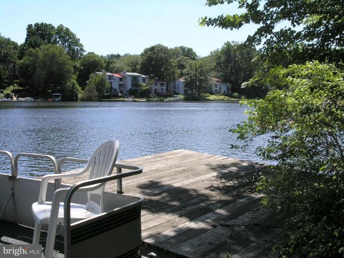 1630 Waters Edge Lane Reston, VA 20190 - Photo 4 of 30 Lake View 2
