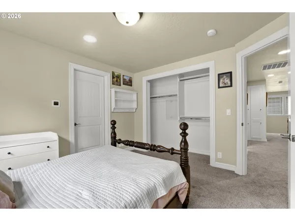 $830,000 | 2240 Turnberry Court, Eugene, OR 97401
