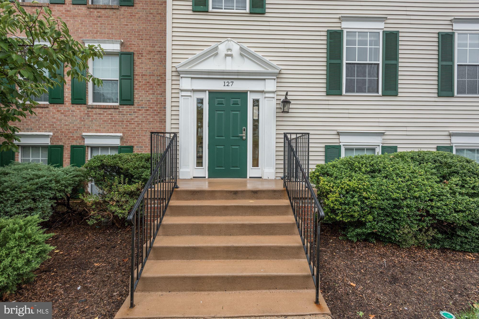 127 Fort Evans Road Southeast, Unit D Leesburg, VA 20175 - Photo 1 of 42 Gallery Image 1