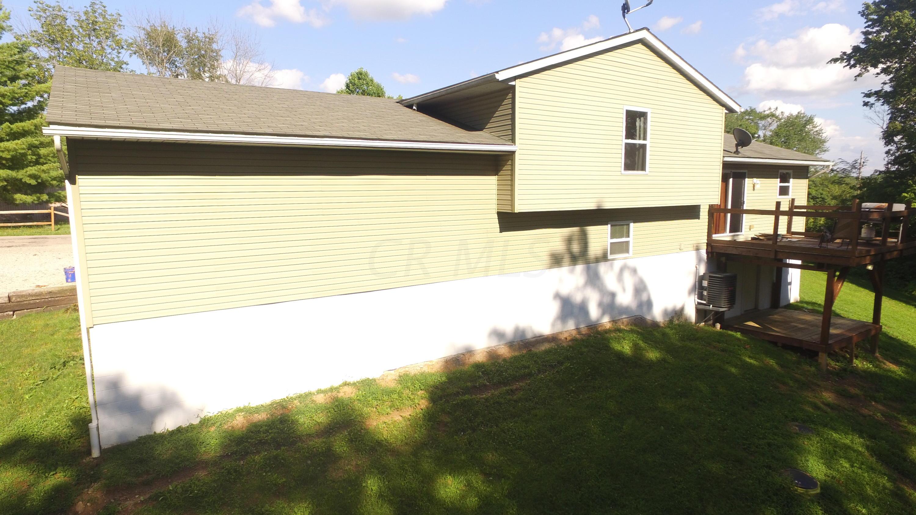 9911 Stage Road Logan, OH 43138 - Photo 3 of 31