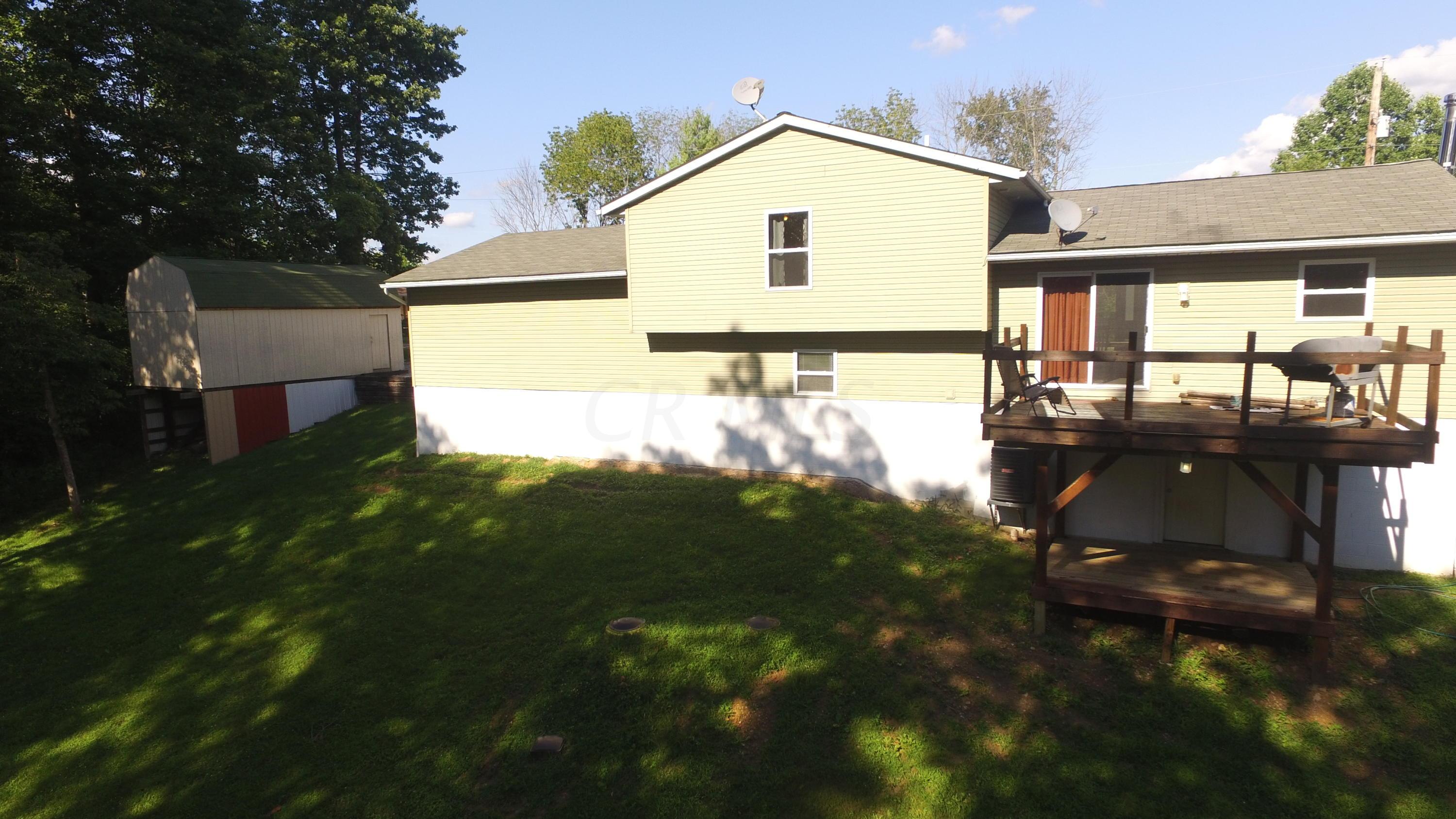 9911 Stage Road Logan, OH 43138 - Photo 4 of 31