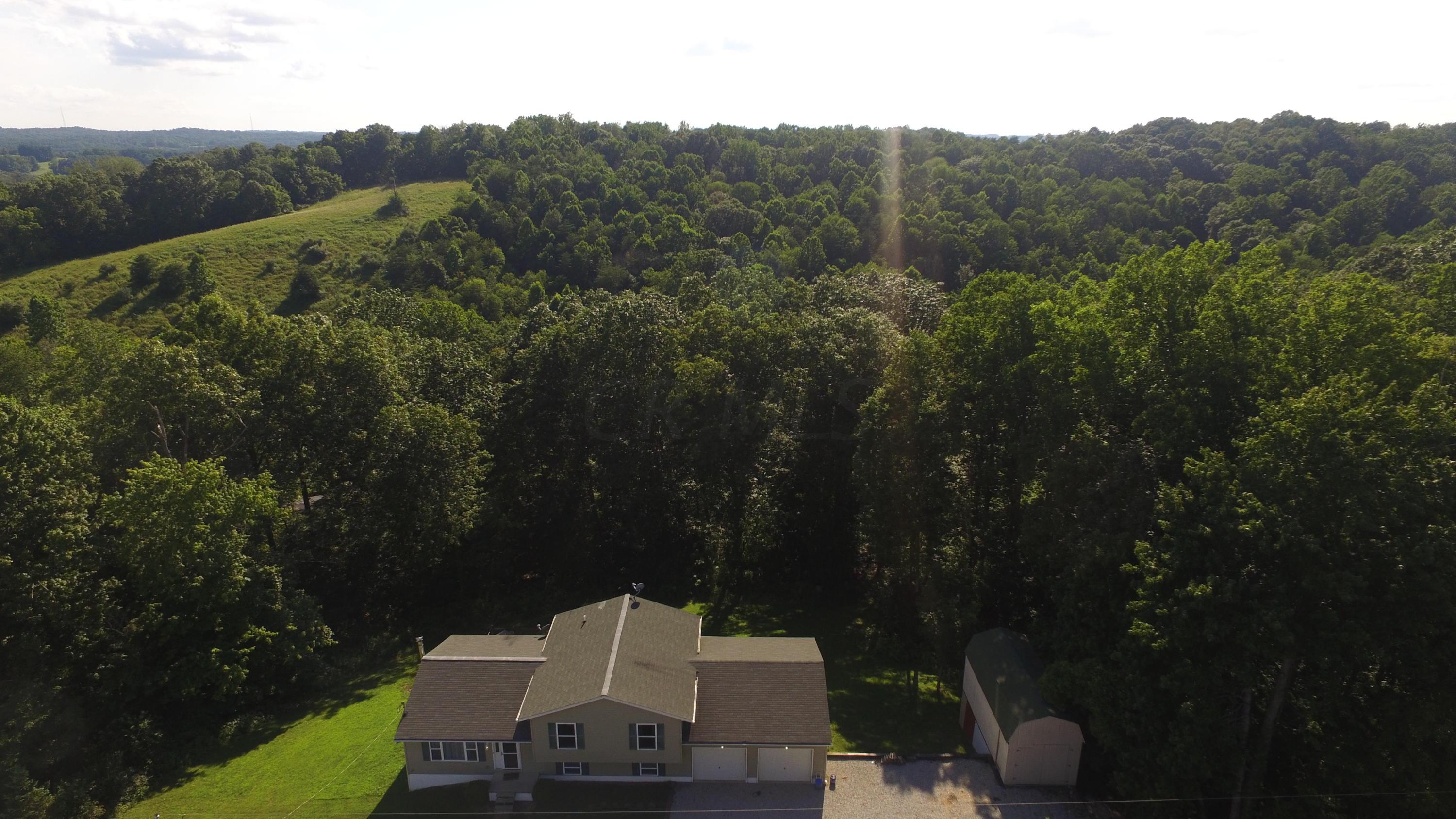 9911 Stage Road Logan, OH 43138 - Photo 8 of 31