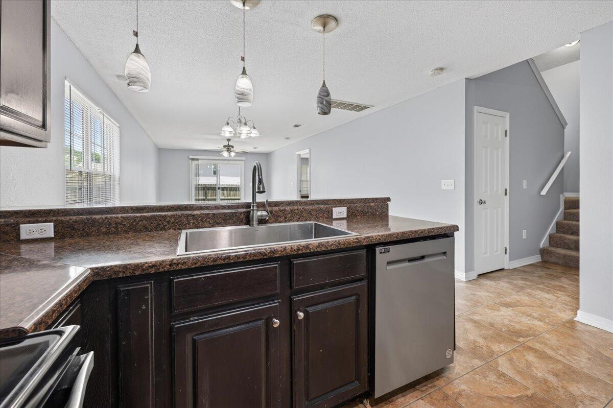 200 Wainwright Drive Crestview, FL 32539 - Photo 13 of 47 12-200 Wainwright Dr-Crestview-12