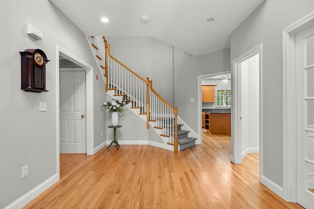 193 Gratuity Road Groton, MA 01450 - Photo 2 of 42