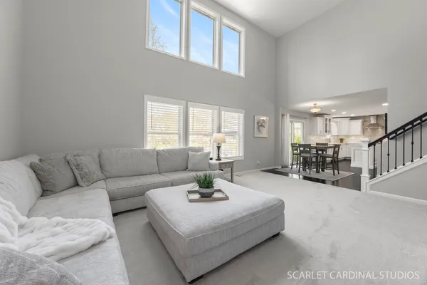 $649,000 | 2801 Bauer Road, North Aurora, IL 60542