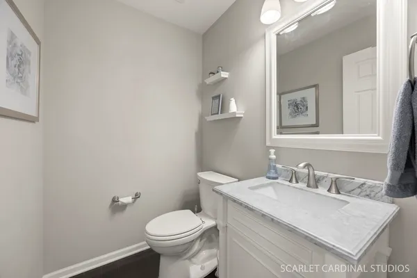 $649,000 | 2801 Bauer Road, North Aurora, IL 60542