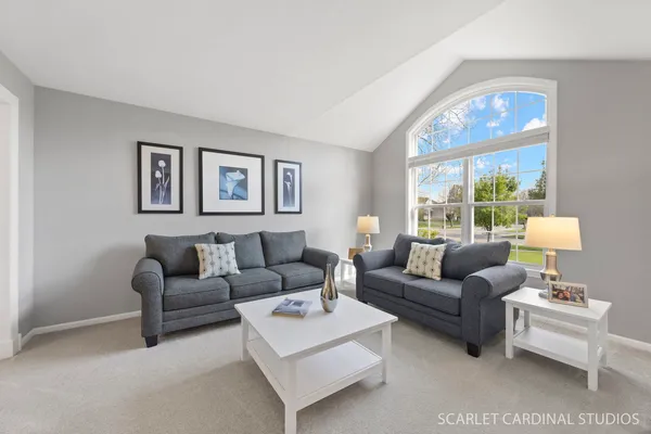 $649,000 | 2801 Bauer Road, North Aurora, IL 60542