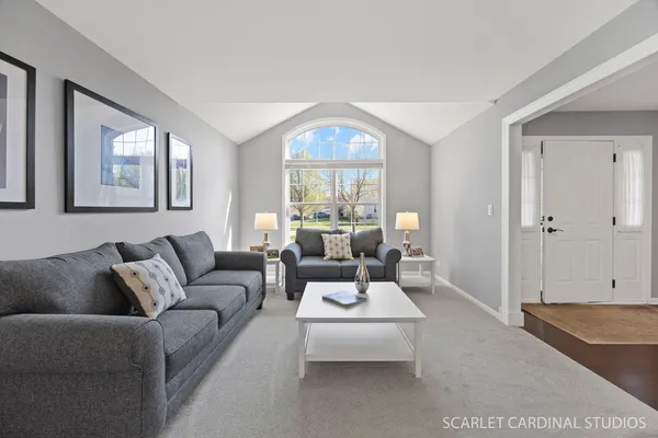 $649,000 | 2801 Bauer Road, North Aurora, IL 60542