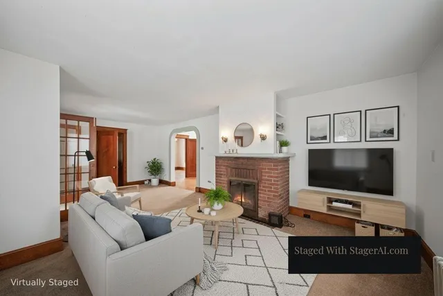 $377,500 | 53 Main Street, Bowdoinham, ME 04008