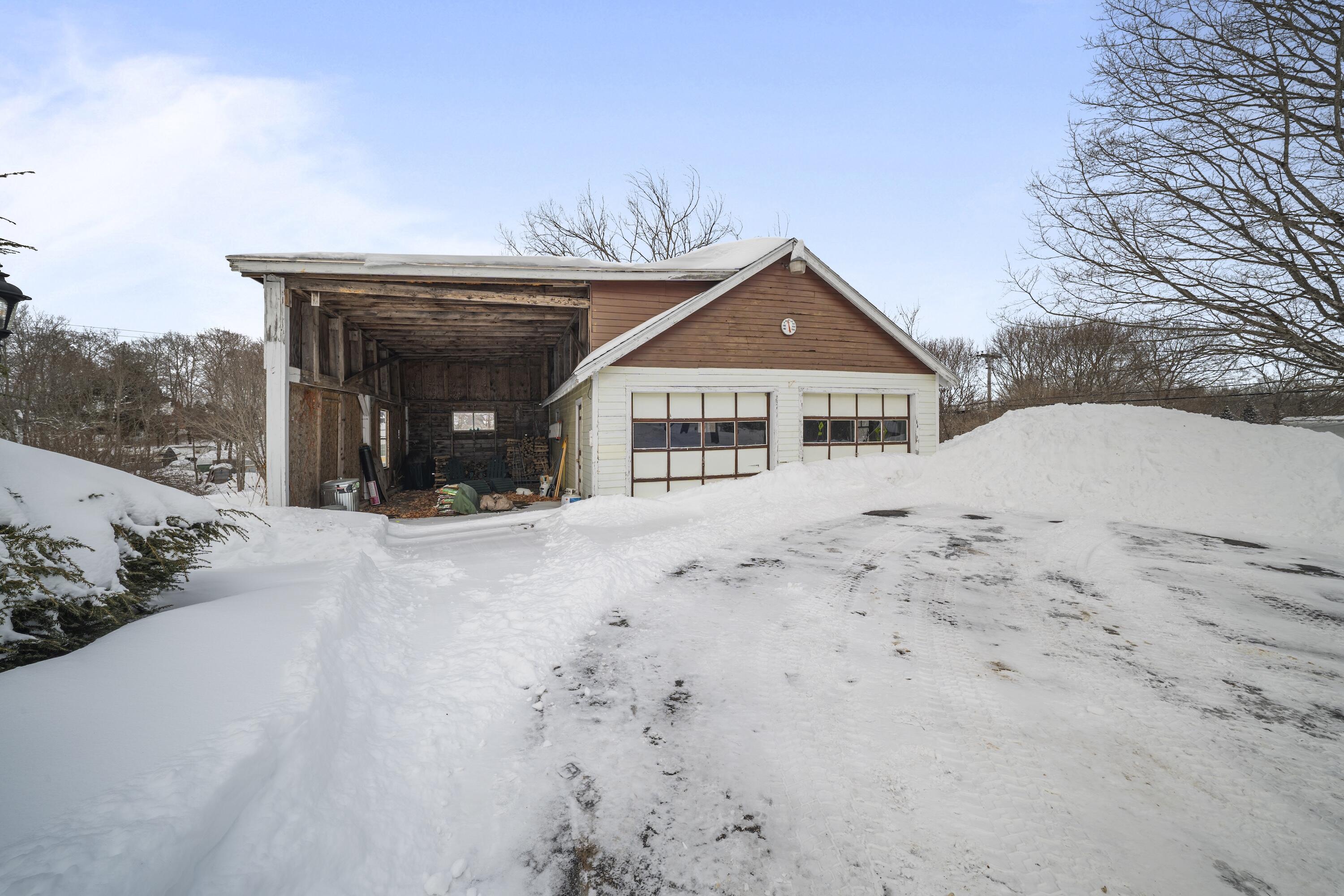 53 Main Street Bowdoinham, ME 04008 - Photo 6 of 39 DSC09156