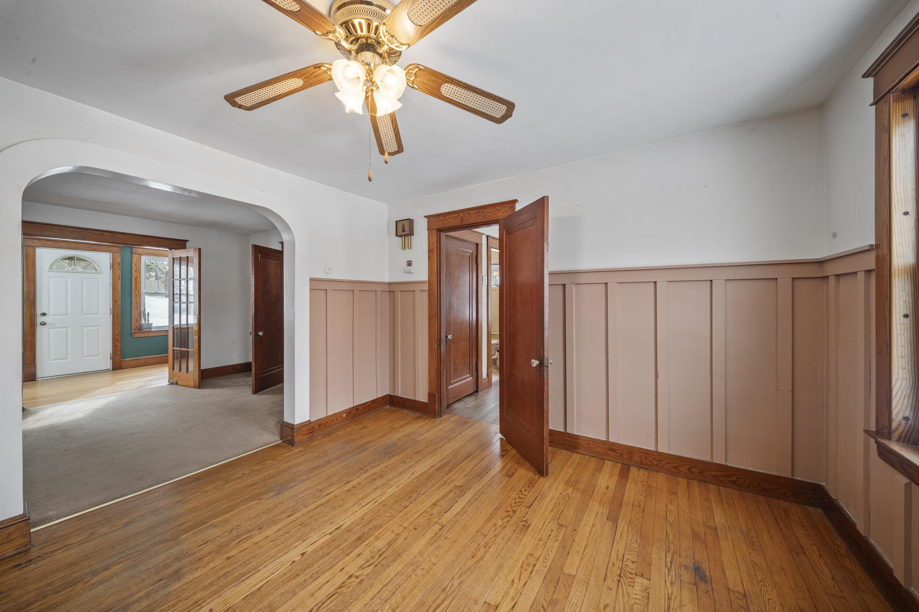 53 Main Street Bowdoinham, ME 04008 - Photo 9 of 39 DSC09198