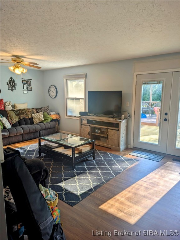 2522 Oak Ridge Lane Madison, IN 47250 - Photo 5 of 38