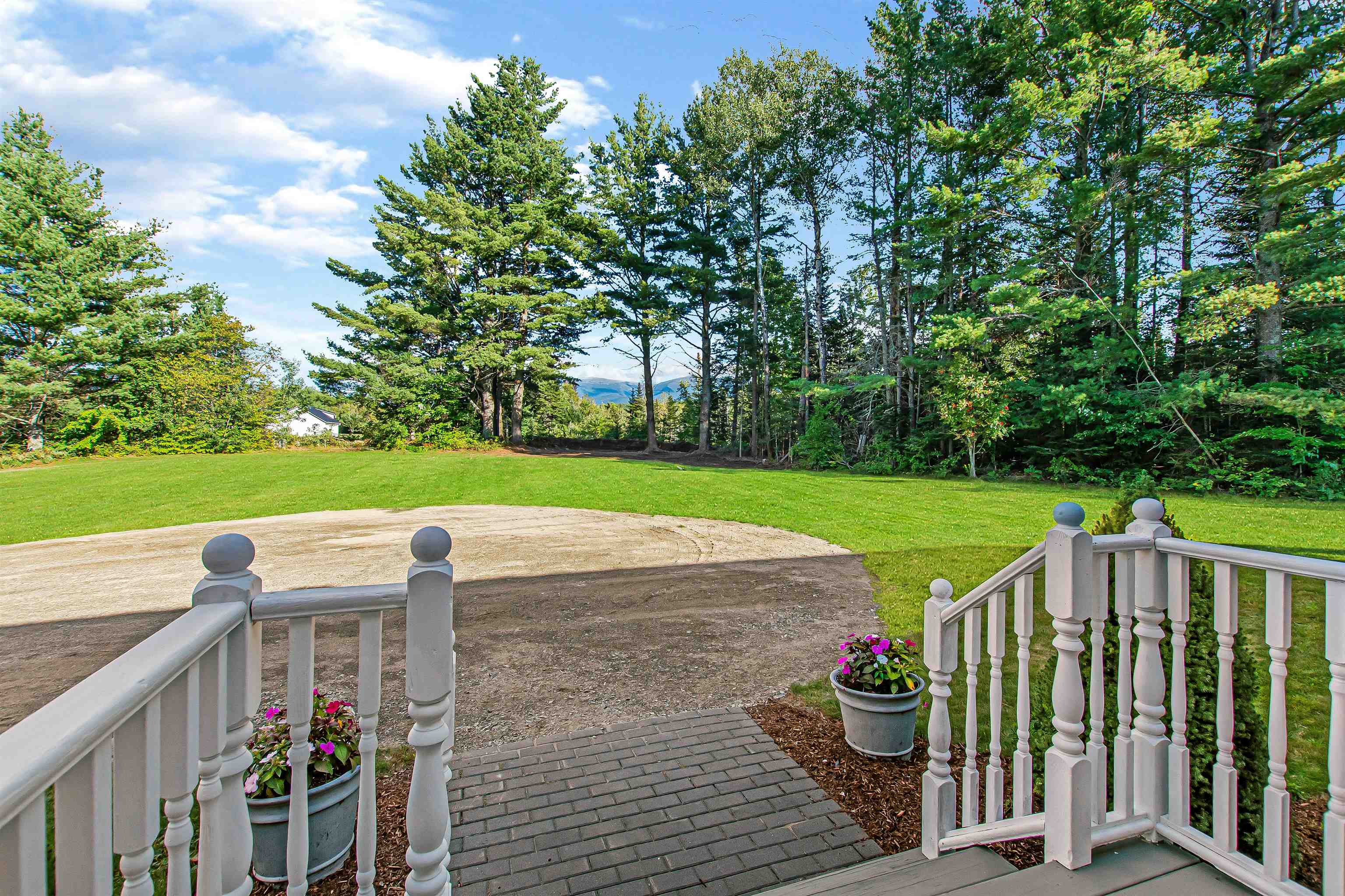 158 Israels River Road Jefferson, NH 03583 - Photo 2 of 40 Gallery Image 2