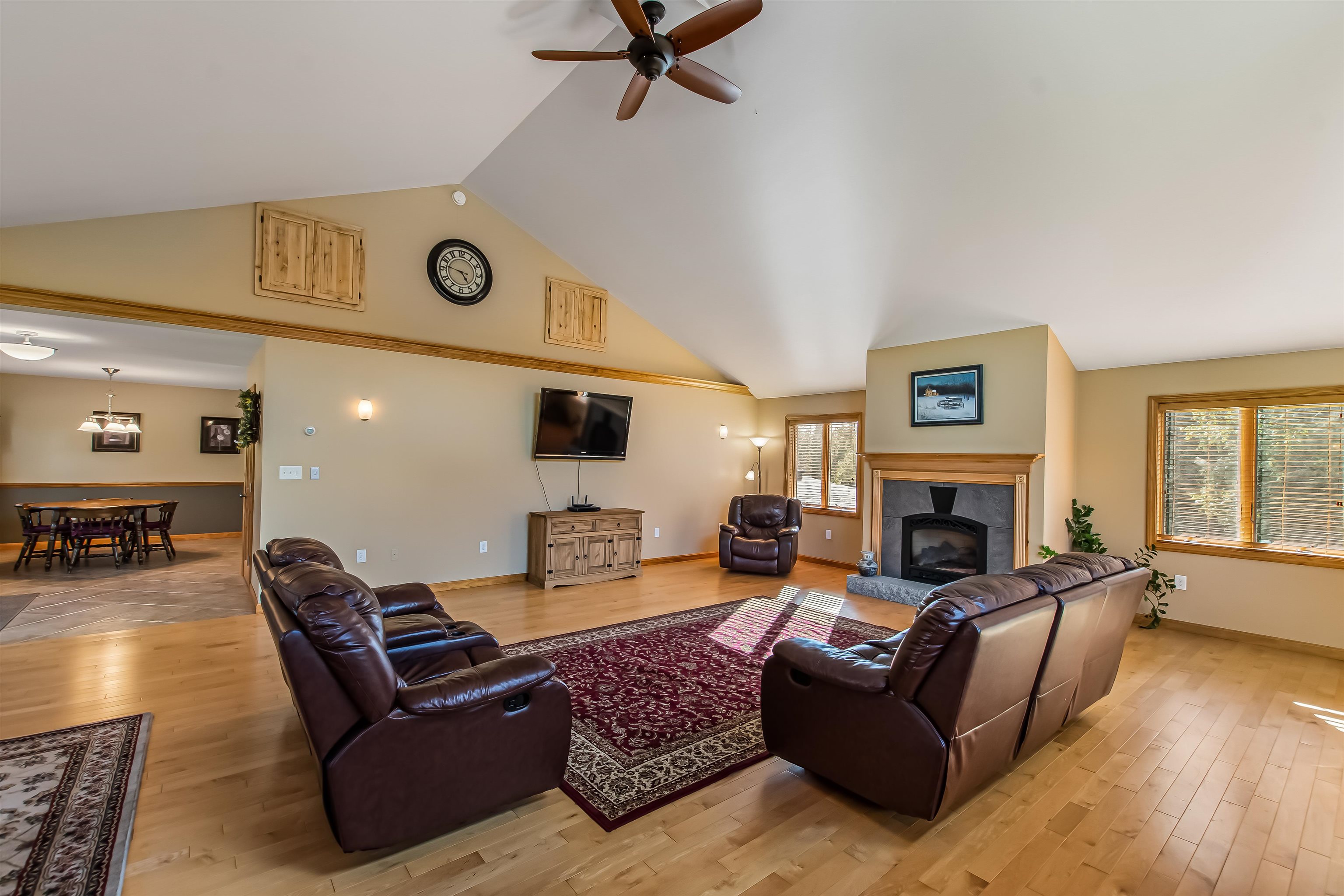 158 Israels River Road Jefferson, NH 03583 - Photo 4 of 40 Gallery Image 4