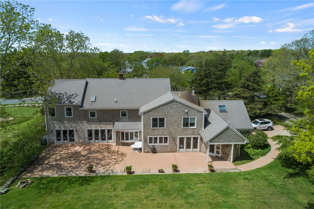 130 Howland Road Westport, MA 02790 - Photo 4 of 37