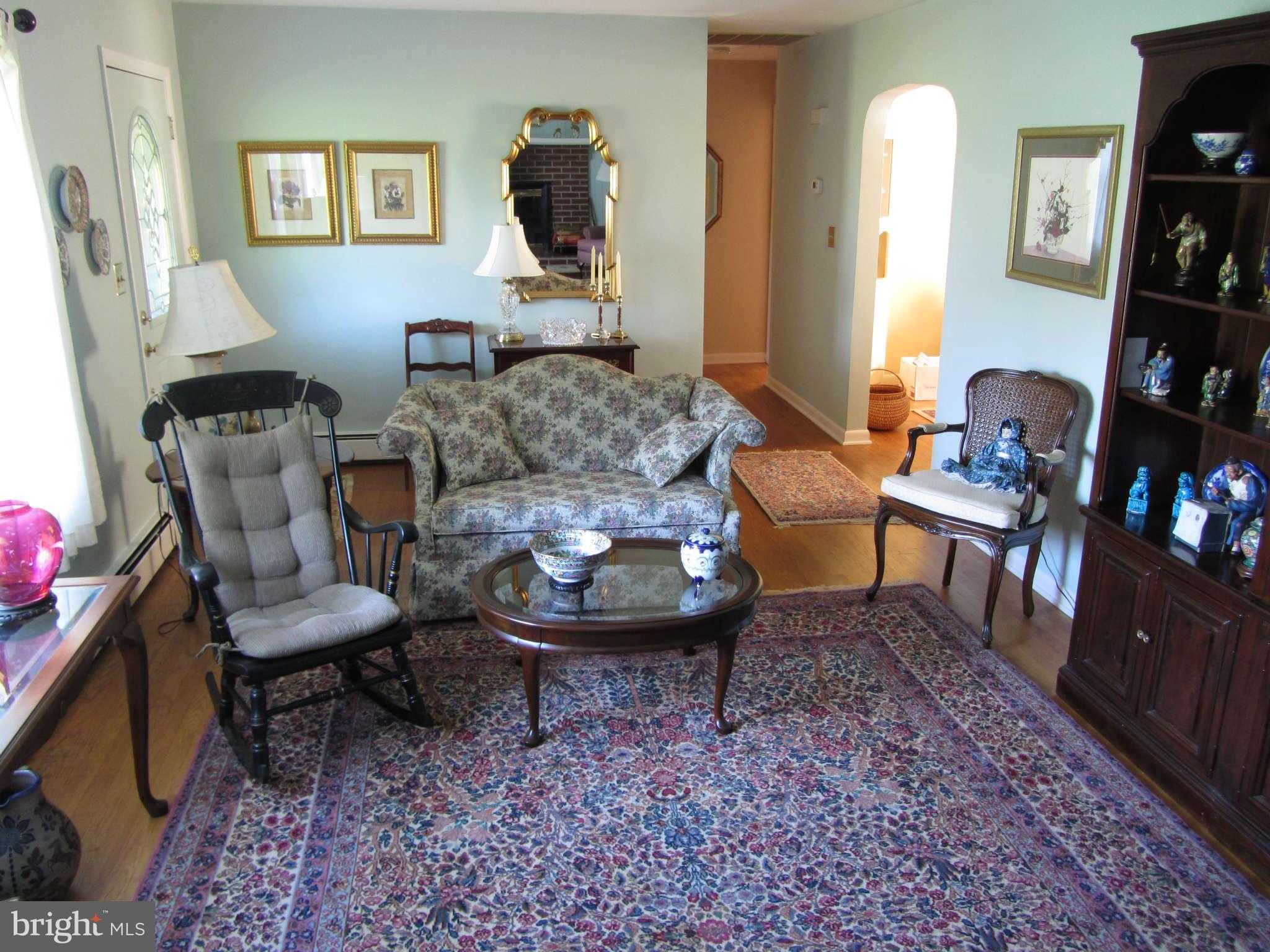 2217 Patapsco Road Finksburg, MD 21048 - Photo 16 of 30 Living Room