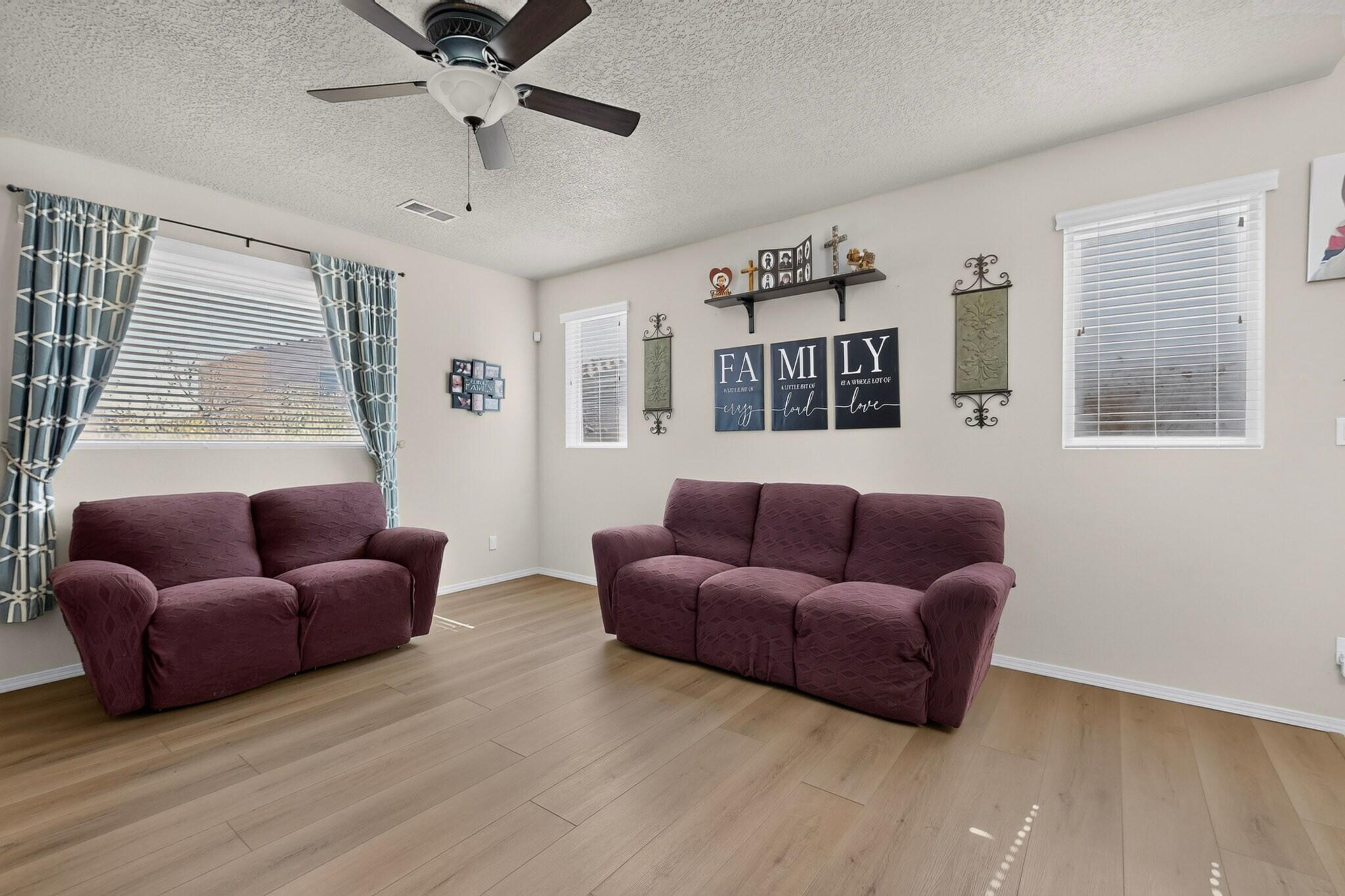 8335 Groundsel Road Northwest Albuquerque, NM 87120 - Photo 6 of 50 Gallery Image 6
