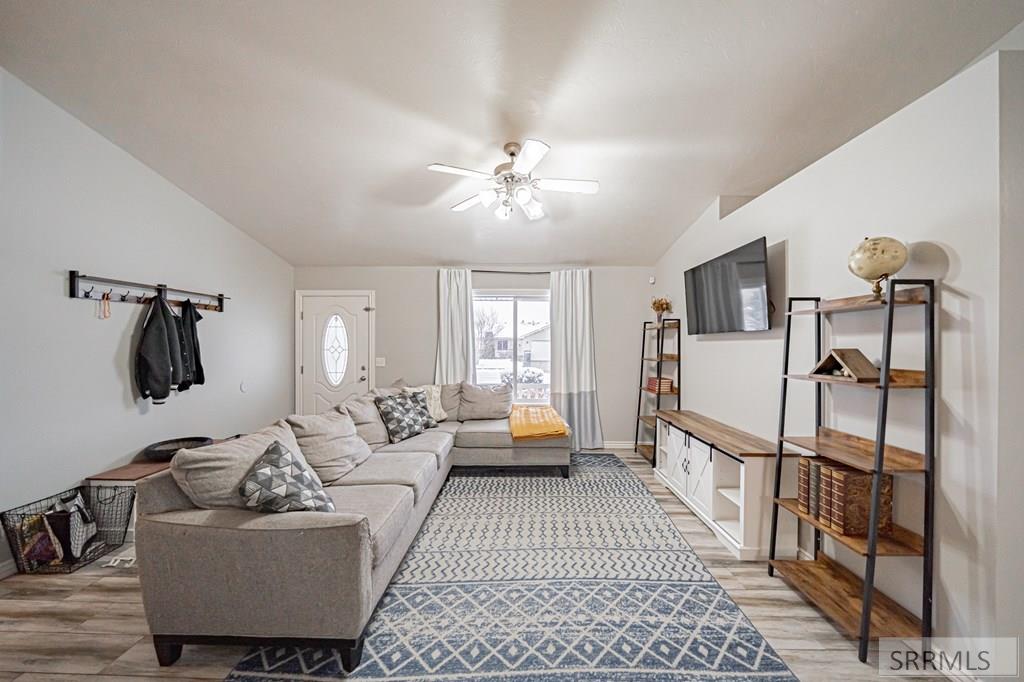 4684 East 102 North Rigby, ID 83442 - Photo 2 of 67