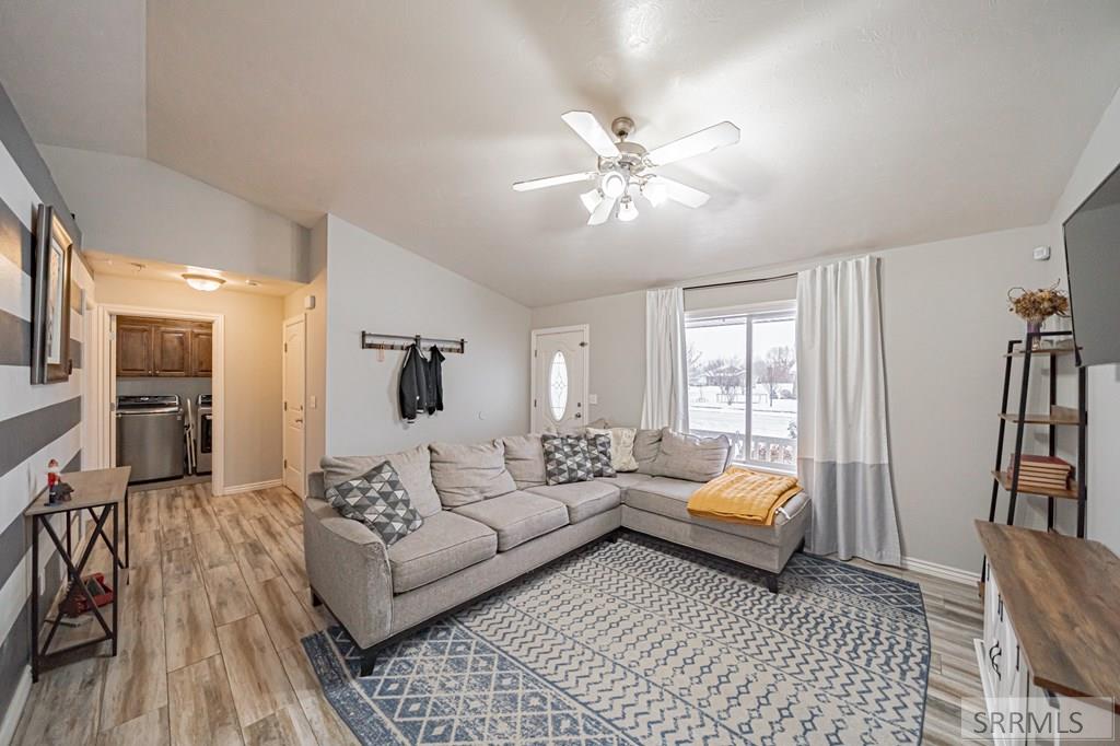 4684 East 102 North Rigby, ID 83442 - Photo 3 of 67