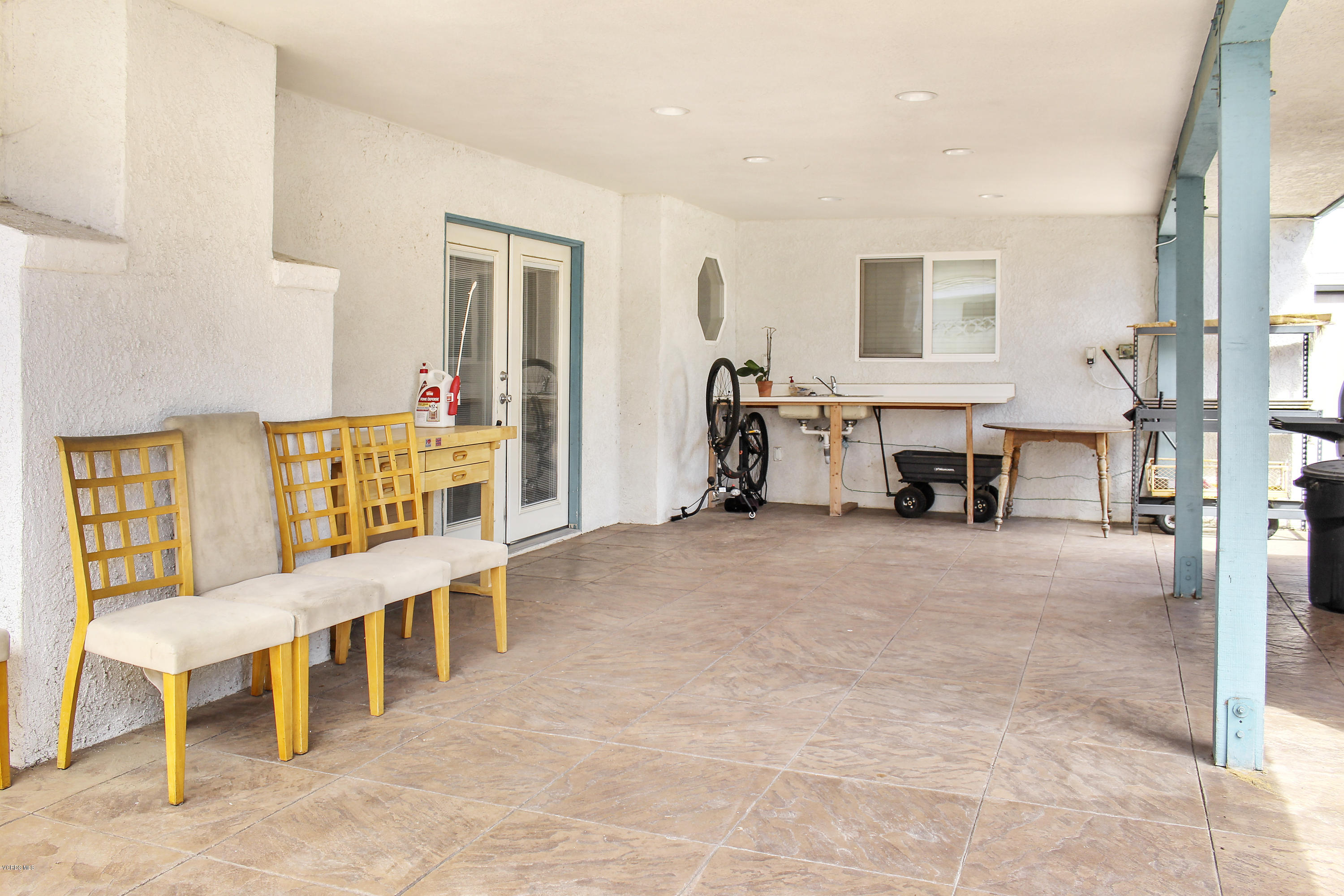 3030 Merced Place Oxnard, CA 93033 - Photo 12 of 15 Backyard 1