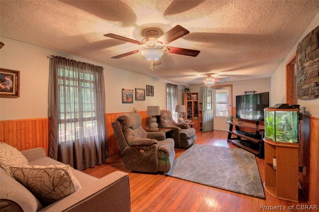 2539 Clancie Road Shacklefords, VA 23156 - Photo 6 of 27