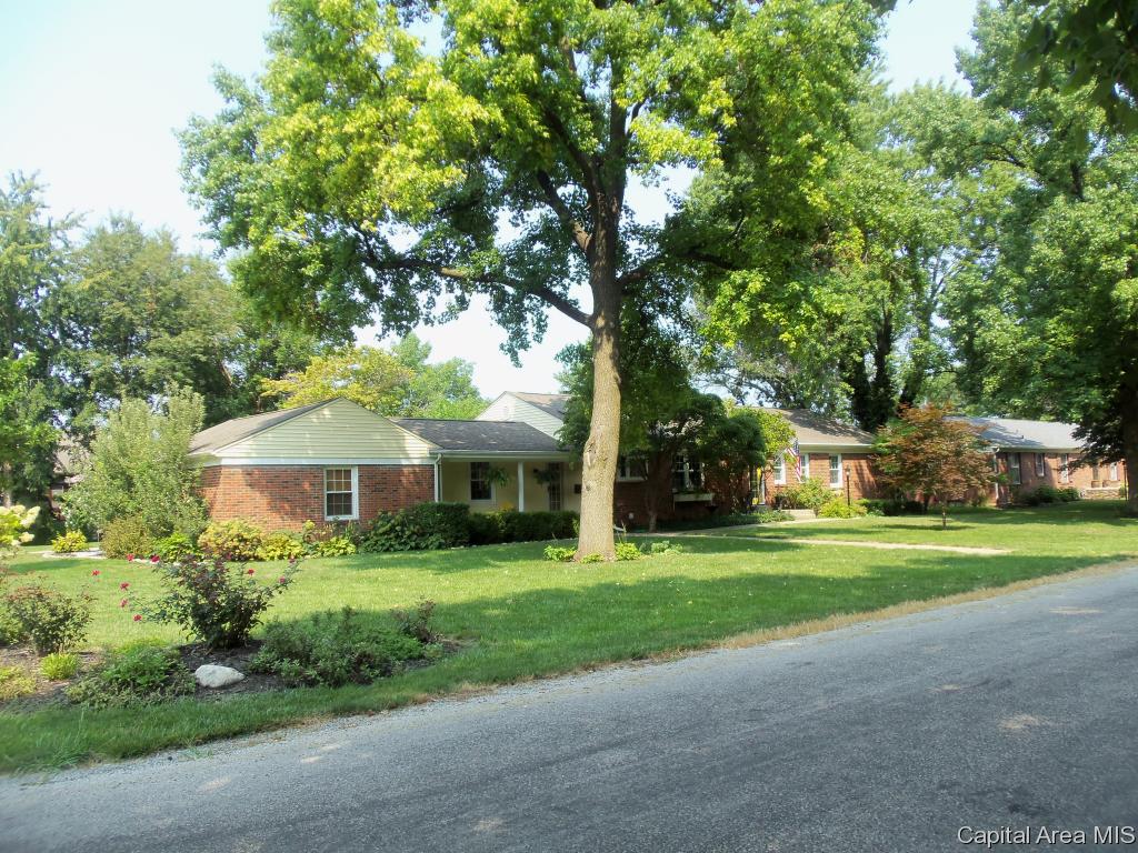1991 Warson Road Springfield, IL 62704 - Photo 1 of 14
